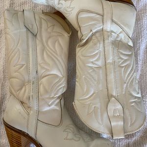 Vintage Women’s Capezio Western Boots 8.5M